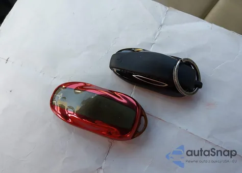 2015 Tesla Model S 70D/85D/P85D z USA, uszkodzony, nr VIN 5YJSA1H20FF093565